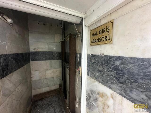 47-İZMİR BORNOVA PINARBAŞINDA SATILIK İŞYERİ VE ARAZİ